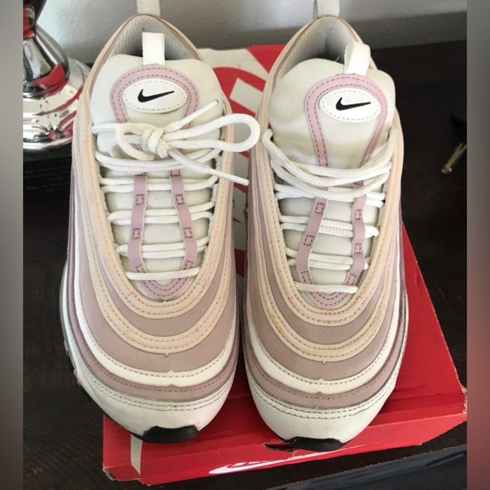 Women’s Nike Air Max 97 Shoes